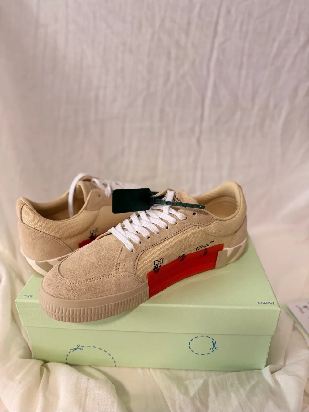 Off-White Low Vulcanized Beige Suede Canvas Men's Sneakers Lace Up US 11